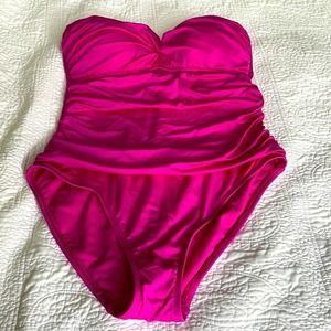 NWT.   2 Bamboo Strapless (removable straps) Pink One Piece Swimsuit.  Size 10